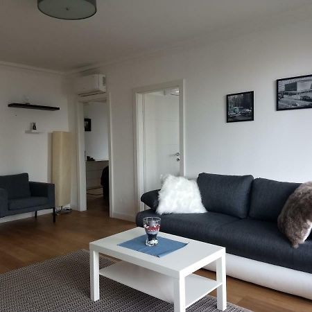 Rema Ferienwohnung Schwedenplatz Виена Екстериор снимка
